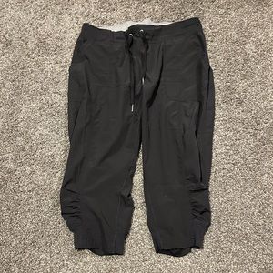 Calvin Klein capri joggers